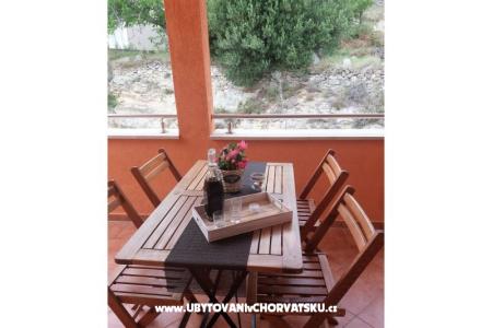 Apartmanok Kristina Omiš Horvátország