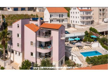 Apartmanok Peric Omiš Horvátország