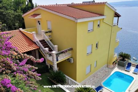 Apartmanok Villa Mira Omiš Horvátország