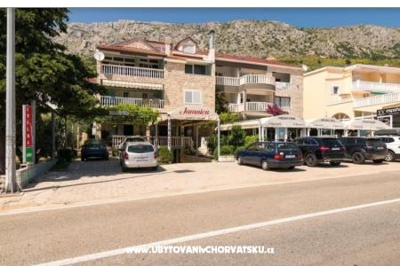 Apartmanok TOMAS  Omiš Horvátország