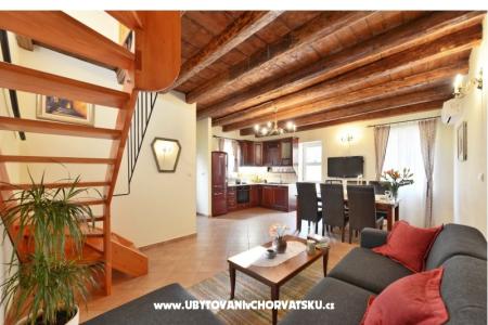 Villa Lili Omiš Horvátország