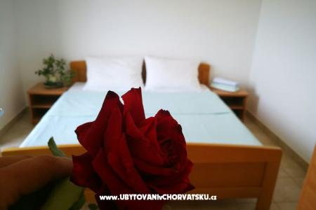 Apartmanok Elenor fotó 4