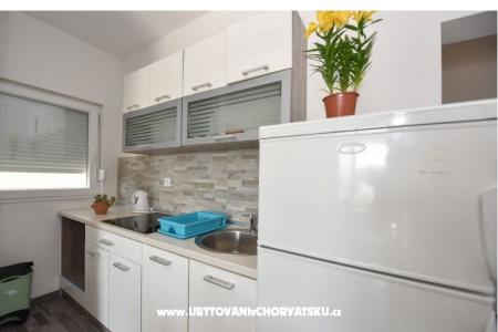 VAL Apartmanok St. Novalja fotó 4