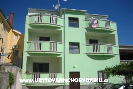 Apartmanok Timo i Irja Pakoštane Horvátország