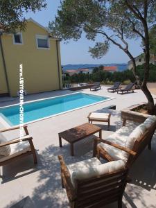 Apartmanok Antonio – Pakoštane Horvátország
