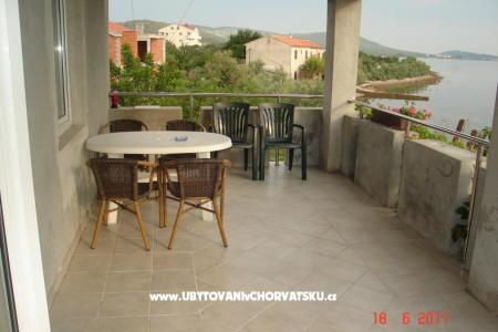 Apartmanok na moru fotó 3