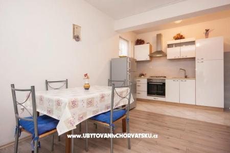 Apartmanok Andrijana Pirovac fotó 3