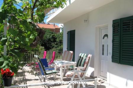 Apartmanok Zora Pirovac Horvátország