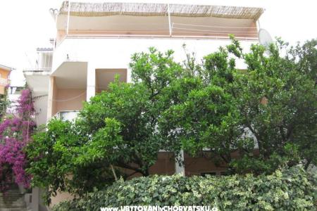 Apartmanok Flora Podgora Horvátország