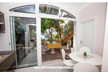 Apartmanok Lara fotó 3