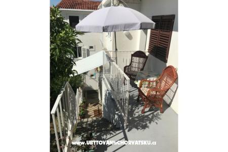 Apartmanok Mladenka fotó 2