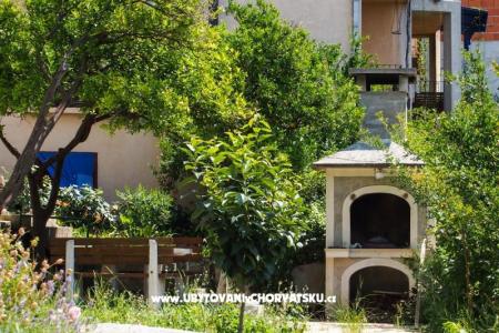 Apartmanok Pomirta fotó 4
