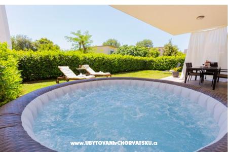 Apartman lux with garden Podstrana Horvátország