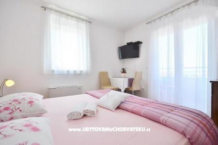 Apartmanok Bonsai fotó 5