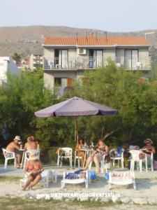 Beach Apartmanok Toni Podstrana Horvátország