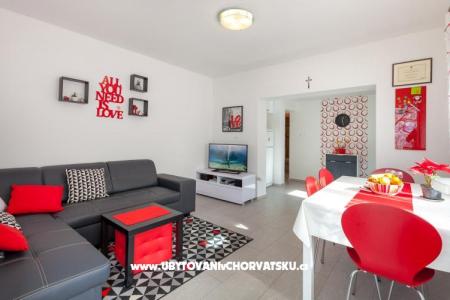 Apartmanok Leni fotó 3