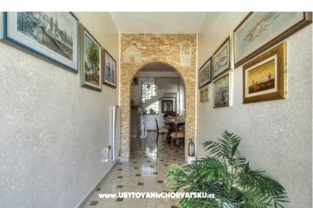 Apartmanok Suzi fotó 4