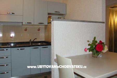Apartmanok Tina fotó 3