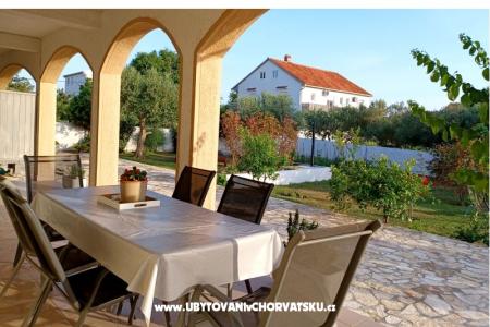 Apartmanok Lantana fotó 3