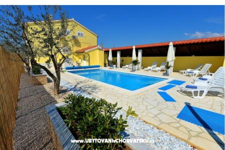 Apartmanok Simoni fotó 4