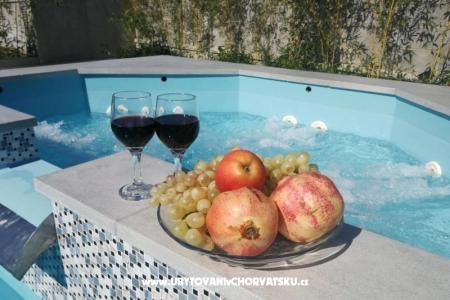Family friendly Apt with a pool  fotó 5
