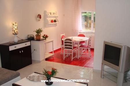 Apartman Pinzan fotó 3