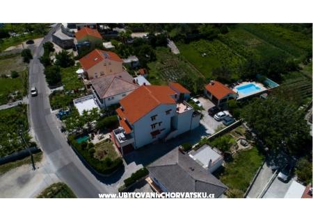 Apartmanok Gvačić Rab sziget Horvátország