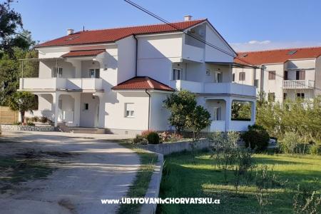 Apartmanok Ivanka i Frane Gabrić fotó 2