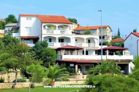 Apartmanok Sandra Rab sziget Horvátország