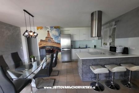 Apartmanok FLOBI fotó 2