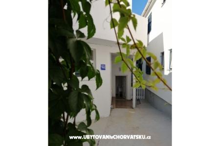Apartmanok Kožul Ražanac Horvátország