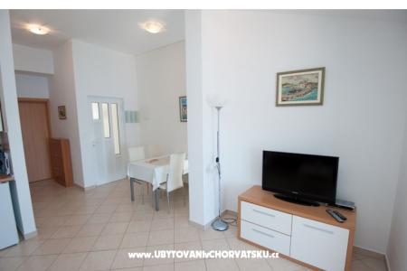 Apartmanok Ban fotó 4