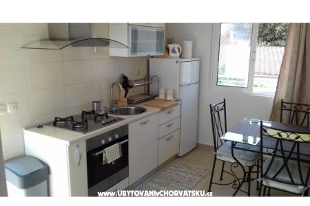 Apartmanok Jakelić fotó 3