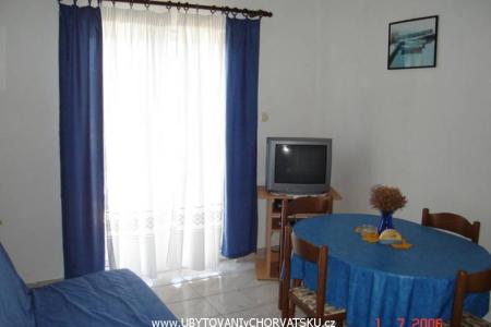 Apartmanok Mastelic fotó 3