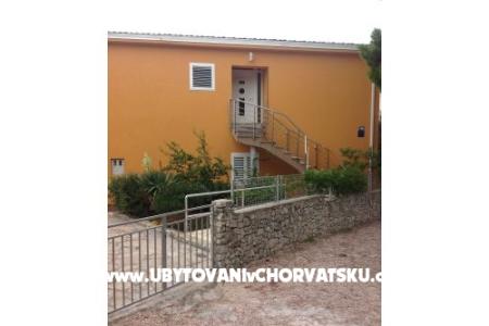 Apartmanok Topic fotó 3