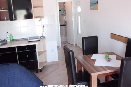 Apartmanok Leko fotó 2