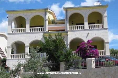 Apartmanok Villa Milakovic Rogoznica Horvátország