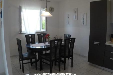 Apartmanok Nika fotó 5
