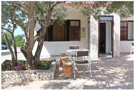 Apartmanok Tomy fotó 3