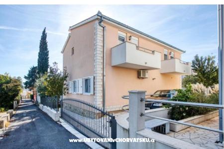 Apartmanok Mira fotó 3
