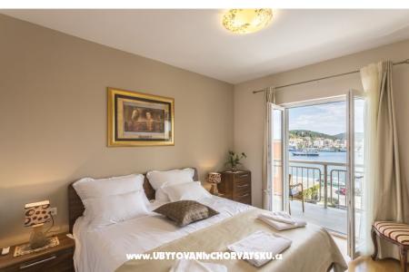 Flores Luxury Suites fotó 2