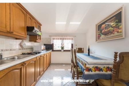 Apartmanok Kamelia fotó 4