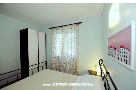 Apartmanok Nina fotó 4