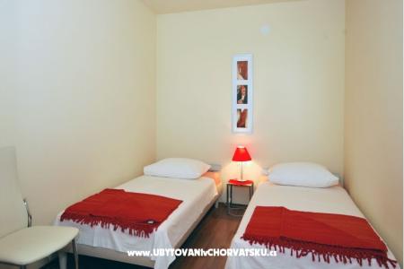 Apartmanok Kodžoman fotó 3