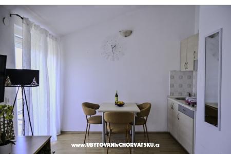Apartmanok Menđušić fotó 5