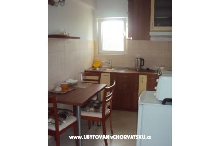 Apartmanok Naomi fotó 2