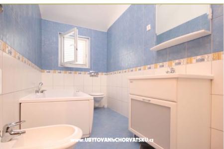 Apartmanok Naomi fotó 5