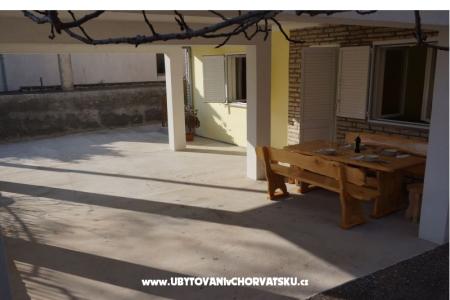 Apartmanok Garden fotó 3