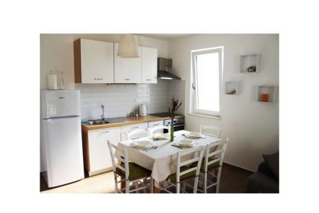 Laura apartmani fotó 3