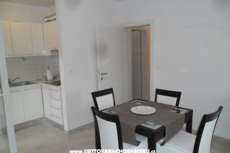 Apartmanok Dragun Stomorska fotó 2